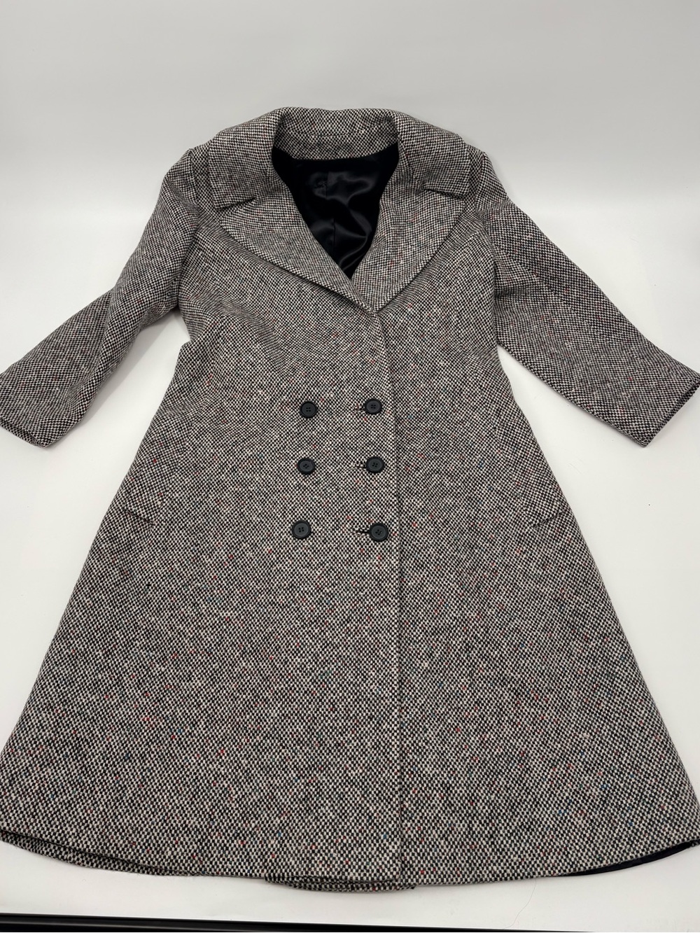 Carol Brent | vintage tweed Herringbone Double-Breasted Coat in Black & White